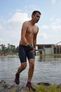 O568933