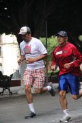 B587329