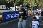 D818587