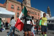 C853858