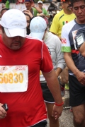 E1047885