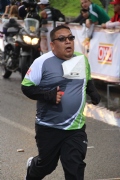 F1049555