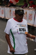 J1047852
