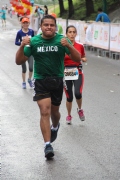 R1050495