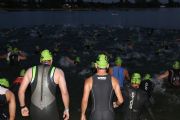 B1069657