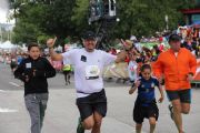 Y1225698