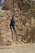 D1249832