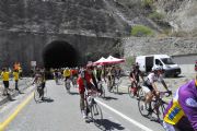 R1656081
