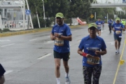 T1808305