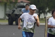 F1824899