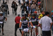 D1906709