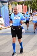 Y2135571