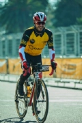 D2211232