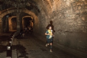 V2242589