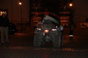 Y2338075