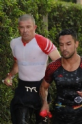 C2393906