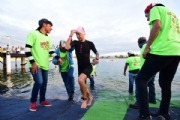 B2389639