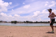 Y2379562