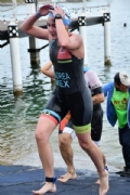 B2375995