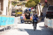 R2437258
