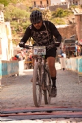 V2437727