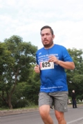 U2446049
