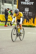W2456983