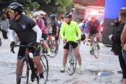 D2561873