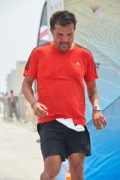D2594588