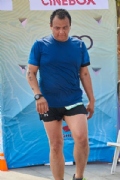 Y2594544