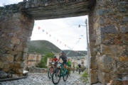 H2748046