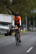 B2761068