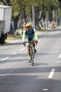 Y2764372