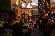 F2975976