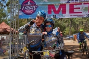 G3233807