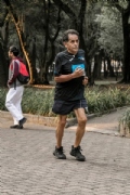 Y3281129