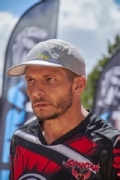 W3336048