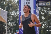 W3379975