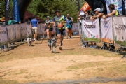 Y3563940