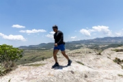 Y3588824