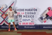 C3658425