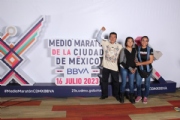 C3658741