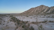 Y3725103