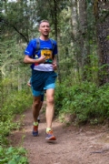 Y3712392