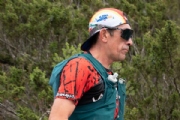 H3707589