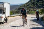 P3737464