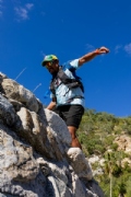 O3747695