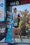 Y3846382