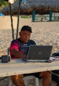 B3930404