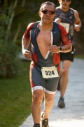 T3946930